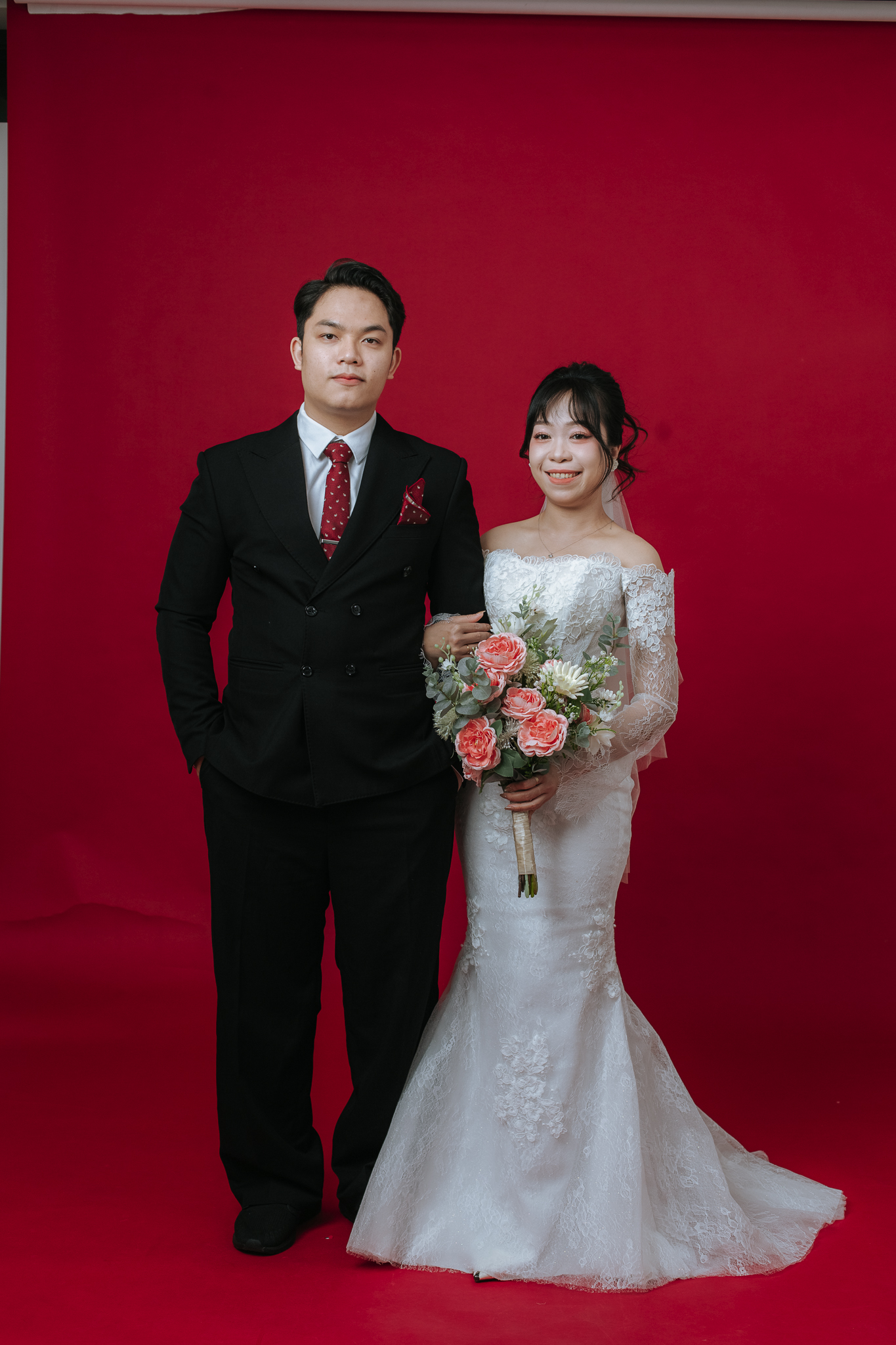 Chính thức yêu